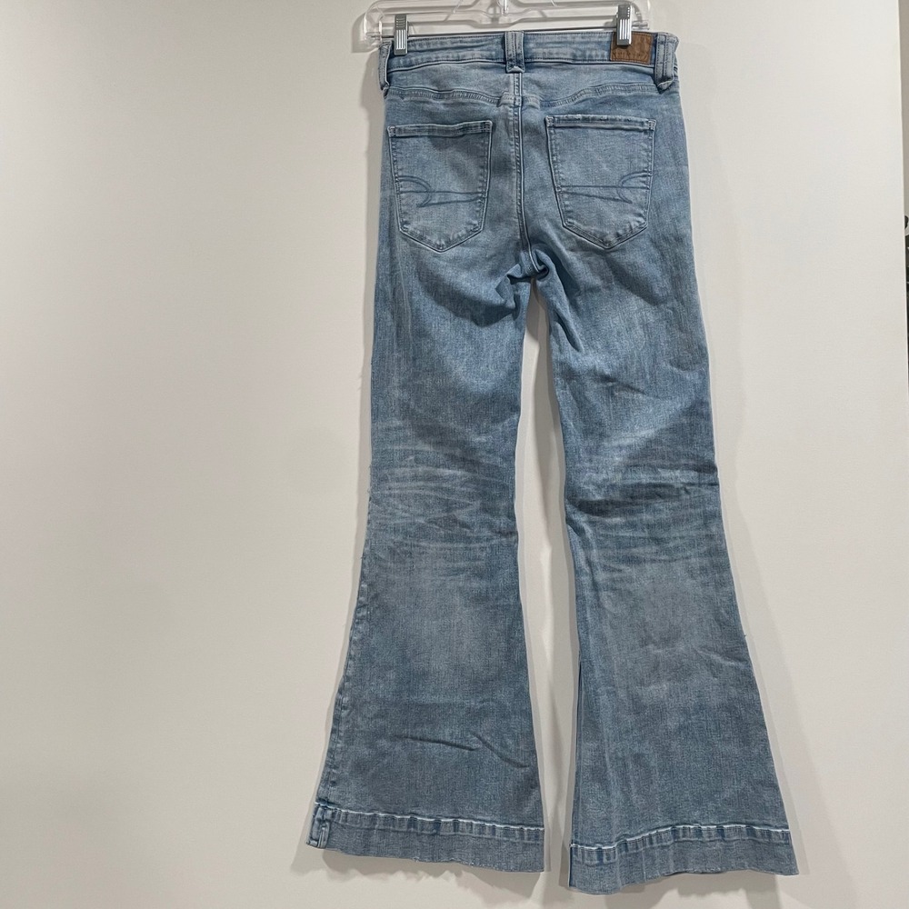 American Eagle Festival Flare Jeans Light Wash Next Level Stretch Size 6 Regular - Picture 5 of 10
